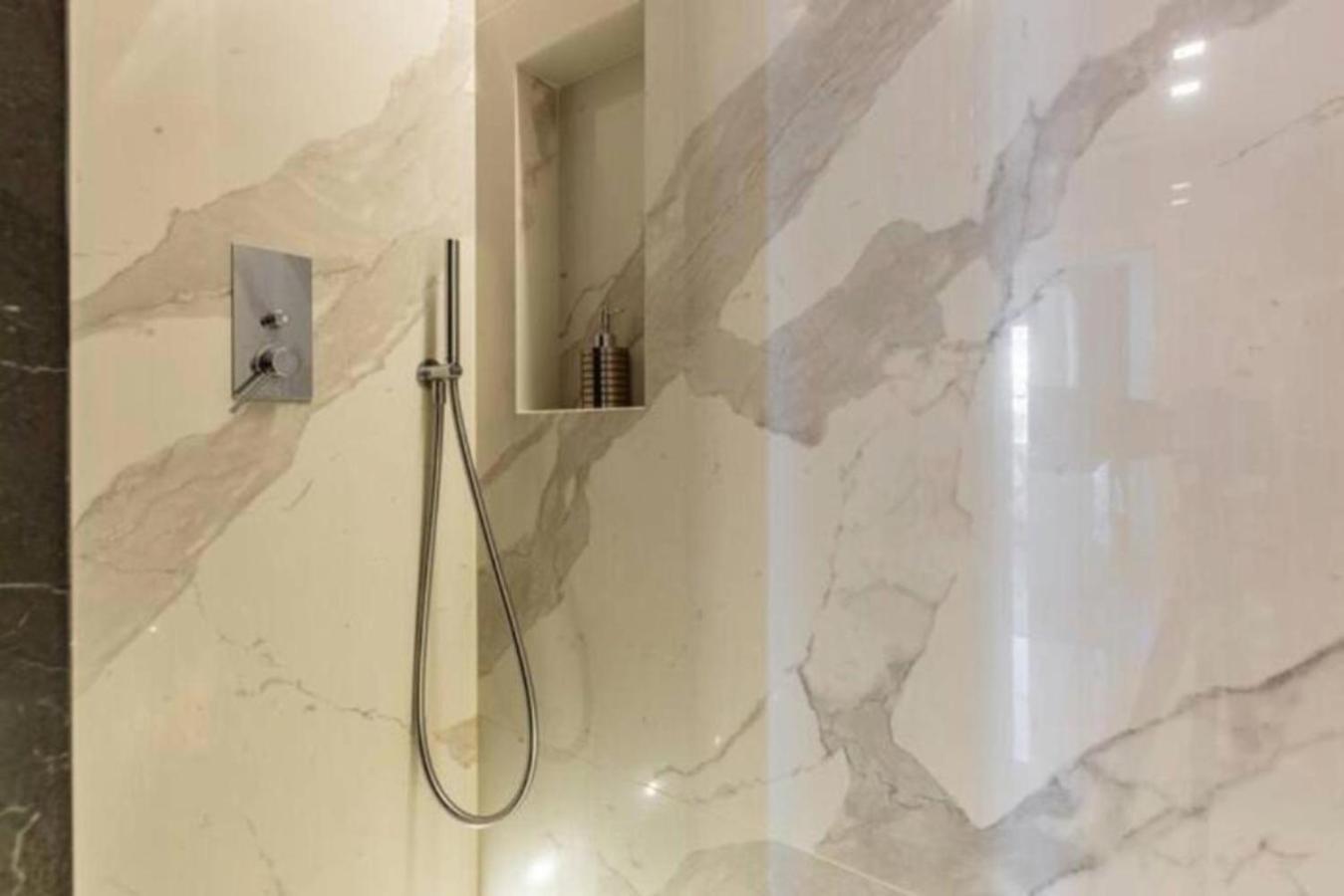 Carulli Suite Design Бари Екстериор снимка
